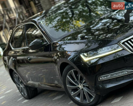 Чорний Шкода Суперб, об'ємом двигуна 2 л та пробігом 209 тис. км за 27999 $, фото 135 на Automoto.ua
