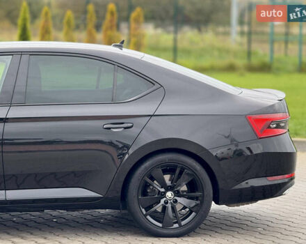 Чорний Шкода Суперб, об'ємом двигуна 2 л та пробігом 115 тис. км за 38700 $, фото 23 на Automoto.ua