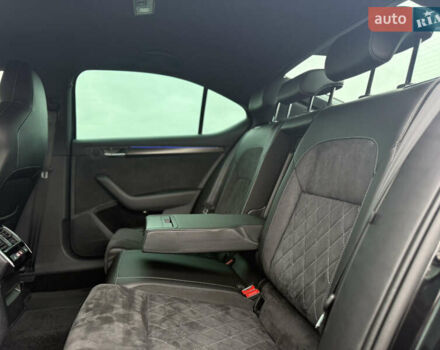 Чорний Шкода Суперб, об'ємом двигуна 2 л та пробігом 115 тис. км за 38700 $, фото 110 на Automoto.ua