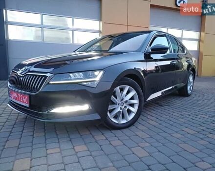 Черный Шкода Суперб, объемом двигателя 1.97 л и пробегом 202 тыс. км за 27450 $, фото 1 на Automoto.ua
