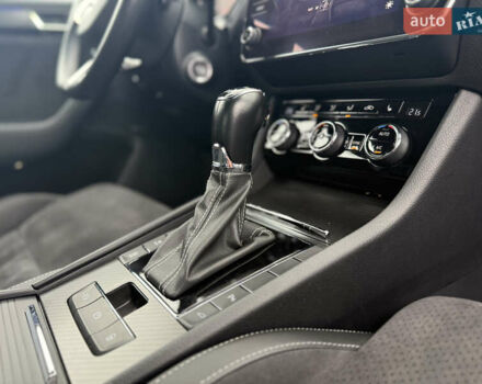 Чорний Шкода Суперб, об'ємом двигуна 2 л та пробігом 115 тис. км за 38700 $, фото 85 на Automoto.ua