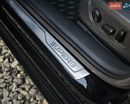 Черный Шкода Суперб, объемом двигателя 1.4 л и пробегом 134 тыс. км за 31999 $, фото 22 на Automoto.ua