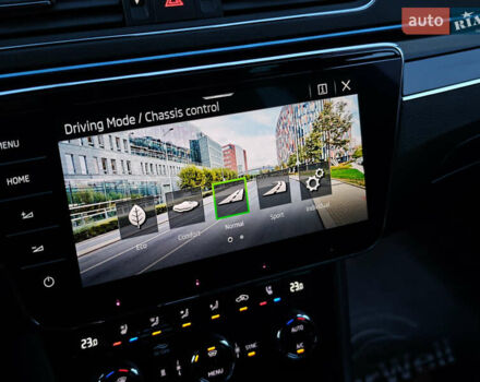 Черный Шкода Суперб, объемом двигателя 1.4 л и пробегом 134 тыс. км за 31999 $, фото 43 на Automoto.ua