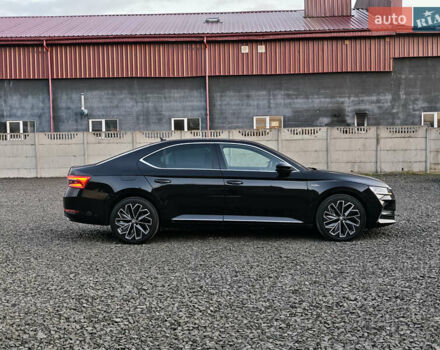 Черный Шкода Суперб, объемом двигателя 1.4 л и пробегом 134 тыс. км за 31999 $, фото 6 на Automoto.ua