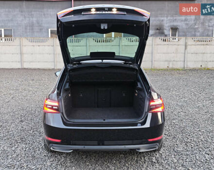 Черный Шкода Суперб, объемом двигателя 1.4 л и пробегом 134 тыс. км за 31999 $, фото 55 на Automoto.ua