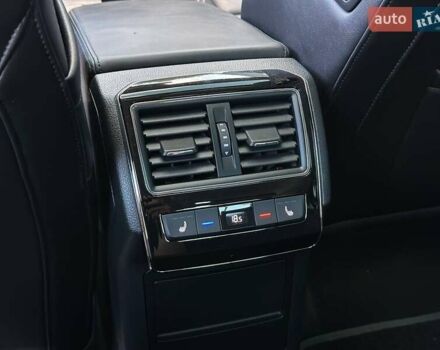 Черный Шкода Суперб, объемом двигателя 2 л и пробегом 175 тыс. км за 31500 $, фото 7 на Automoto.ua