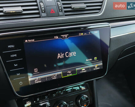 Черный Шкода Суперб, объемом двигателя 1.4 л и пробегом 134 тыс. км за 31999 $, фото 49 на Automoto.ua