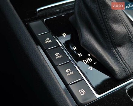 Черный Шкода Суперб, объемом двигателя 1.4 л и пробегом 134 тыс. км за 31999 $, фото 52 на Automoto.ua