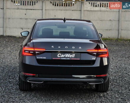 Черный Шкода Суперб, объемом двигателя 1.4 л и пробегом 134 тыс. км за 31999 $, фото 4 на Automoto.ua