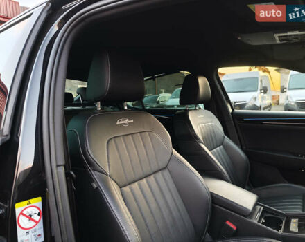 Черный Шкода Суперб, объемом двигателя 1.4 л и пробегом 134 тыс. км за 31999 $, фото 63 на Automoto.ua