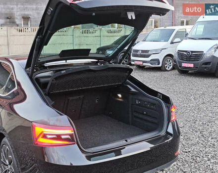 Черный Шкода Суперб, объемом двигателя 1.4 л и пробегом 134 тыс. км за 31999 $, фото 56 на Automoto.ua