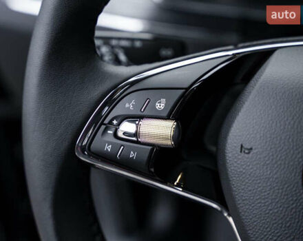 Черный Шкода Суперб, объемом двигателя 1.98 л и пробегом 27 тыс. км за 30000 $, фото 23 на Automoto.ua