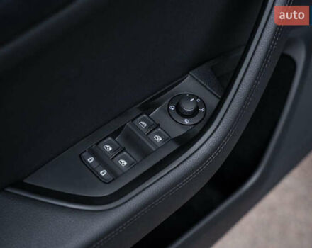 Черный Шкода Суперб, объемом двигателя 1.98 л и пробегом 27 тыс. км за 30000 $, фото 30 на Automoto.ua