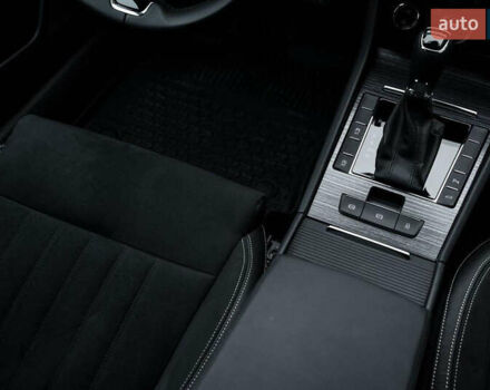 Черный Шкода Суперб, объемом двигателя 1.98 л и пробегом 27 тыс. км за 30000 $, фото 21 на Automoto.ua