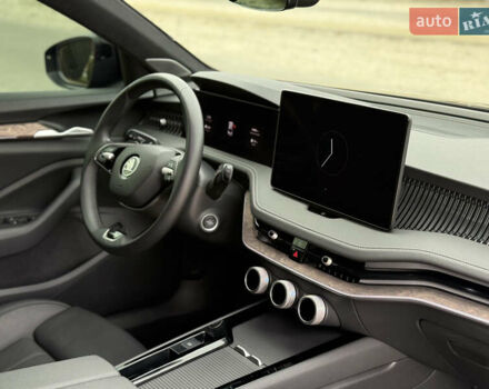 Черный Шкода Суперб, объемом двигателя 1.98 л и пробегом 31 тыс. км за 48300 $, фото 24 на Automoto.ua