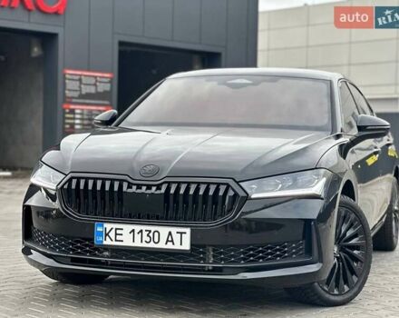 Черный Шкода Суперб, объемом двигателя 1.98 л и пробегом 6 тыс. км за 55555 $, фото 1 на Automoto.ua