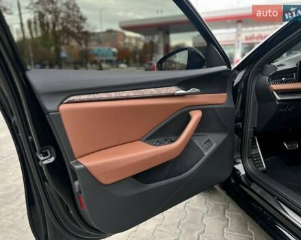 Черный Шкода Суперб, объемом двигателя 1.98 л и пробегом 6 тыс. км за 55555 $, фото 28 на Automoto.ua