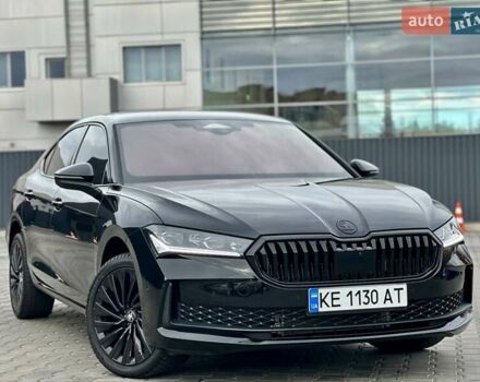 Черный Шкода Суперб, объемом двигателя 1.98 л и пробегом 6 тыс. км за 55555 $, фото 11 на Automoto.ua