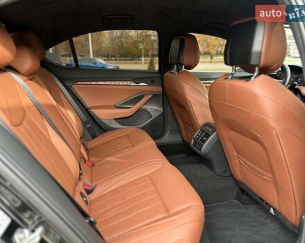 Черный Шкода Суперб, объемом двигателя 1.98 л и пробегом 6 тыс. км за 55555 $, фото 62 на Automoto.ua