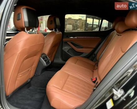 Черный Шкода Суперб, объемом двигателя 1.98 л и пробегом 6 тыс. км за 55555 $, фото 63 на Automoto.ua