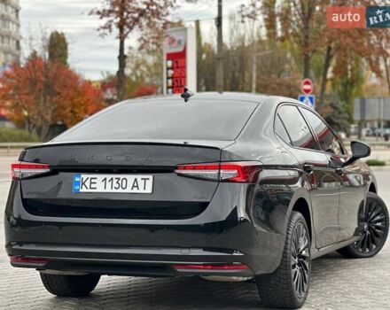 Черный Шкода Суперб, объемом двигателя 1.98 л и пробегом 6 тыс. км за 55555 $, фото 24 на Automoto.ua