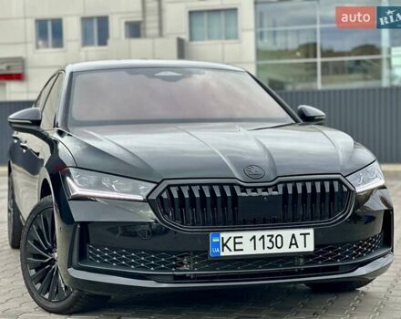 Черный Шкода Суперб, объемом двигателя 1.98 л и пробегом 6 тыс. км за 55555 $, фото 9 на Automoto.ua