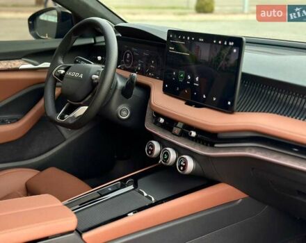 Черный Шкода Суперб, объемом двигателя 1.98 л и пробегом 6 тыс. км за 55555 $, фото 54 на Automoto.ua