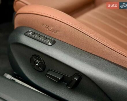 Черный Шкода Суперб, объемом двигателя 1.98 л и пробегом 6 тыс. км за 55555 $, фото 35 на Automoto.ua