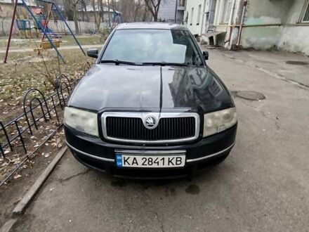 Черный Шкода Суперб, объемом двигателя 2.5 л и пробегом 300 тыс. км за 4500 $, фото 1 на Automoto.ua