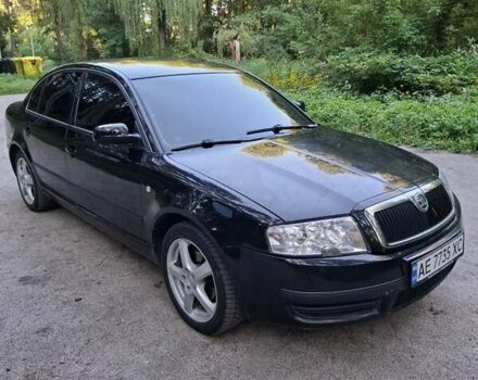 Чорний Шкода Суперб, об'ємом двигуна 2 л та пробігом 330 тис. км за 4900 $, фото 1 на Automoto.ua