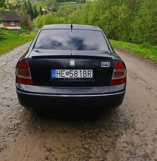 Шкода Суперб 2003 у Турке на Automoto.ua Чорний Шкода Суперб, об'ємом двигуна 1 л та пробігом 285 тис. км за 899 $, фото 1 на Automoto.ua