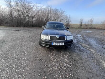 Черный Шкода Суперб, объемом двигателя 1.8 л и пробегом 220 тыс. км за 5100 $, фото 1 на Automoto.ua