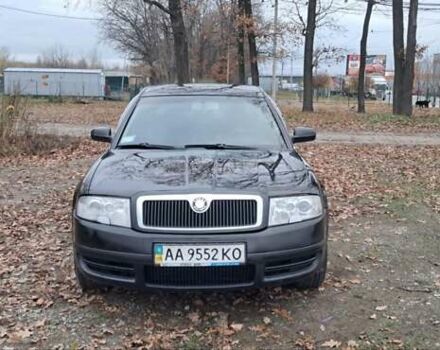 Черный Шкода Суперб, объемом двигателя 1.8 л и пробегом 302 тыс. км за 4500 $, фото 1 на Automoto.ua