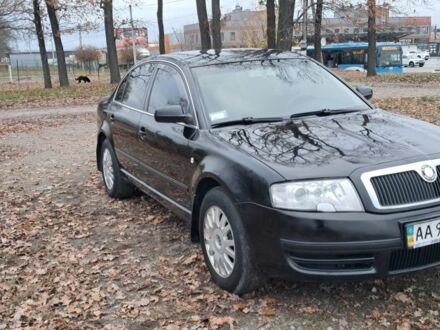 Черный Шкода Суперб, объемом двигателя 1.8 л и пробегом 302 тыс. км за 4500 $, фото 1 на Automoto.ua