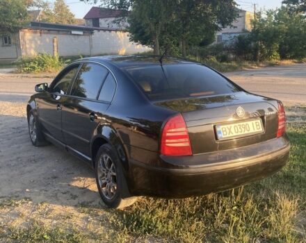 Черный Шкода Суперб, объемом двигателя 1.8 л и пробегом 300 тыс. км за 4500 $, фото 1 на Automoto.ua