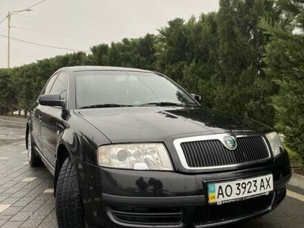 Шкода Суперб 2006 у Ужгороді на Automoto.ua Чорний Шкода Суперб, об'ємом двигуна 1.8 л та пробігом 197 тис. км за 6500 $, фото 1 на Automoto.ua