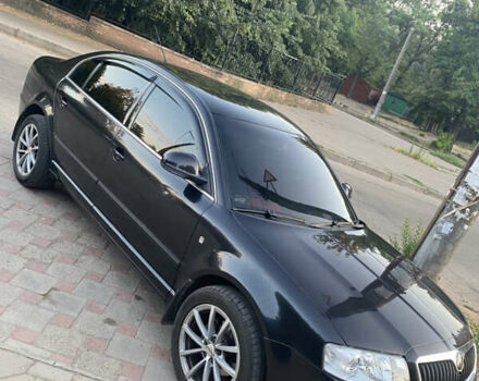 Черный Шкода Суперб, объемом двигателя 1.8 л и пробегом 215 тыс. км за 7000 $, фото 1 на Automoto.ua