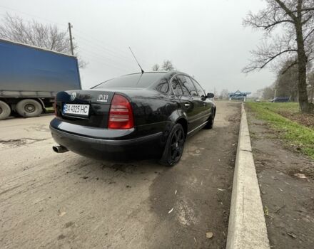 Черный Шкода Суперб, объемом двигателя 1.8 л и пробегом 230 тыс. км за 4999 $, фото 1 на Automoto.ua