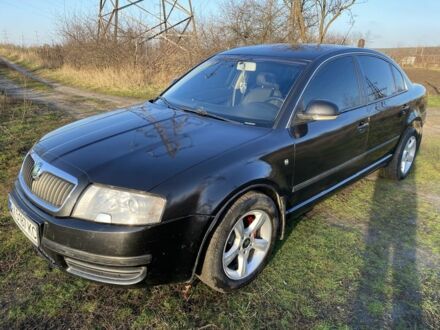 Черный Шкода Суперб, объемом двигателя 1.8 л и пробегом 263 тыс. км за 6600 $, фото 1 на Automoto.ua