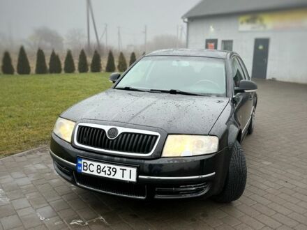 Чорний Шкода Суперб, об'ємом двигуна 2 л та пробігом 275 тис. км за 5500 $, фото 1 на Automoto.ua