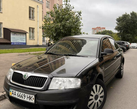 Черный Шкода Суперб, объемом двигателя 1.8 л и пробегом 421 тыс. км за 3200 $, фото 1 на Automoto.ua