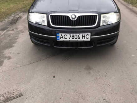 Черный Шкода Суперб, объемом двигателя 2 л и пробегом 333 тыс. км за 5500 $, фото 1 на Automoto.ua