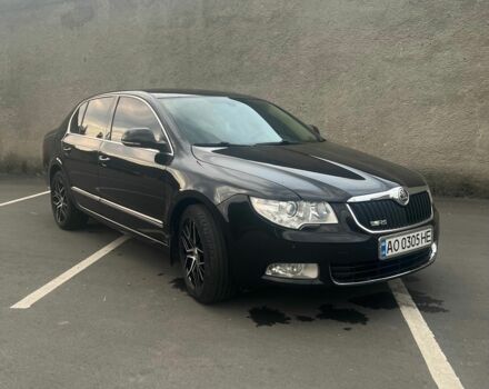 Чорний Шкода Суперб, об'ємом двигуна 2 л та пробігом 252 тис. км за 9000 $, фото 1 на Automoto.ua