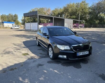 Чорний Шкода Суперб, об'ємом двигуна 2 л та пробігом 284 тис. км за 8987 $, фото 1 на Automoto.ua