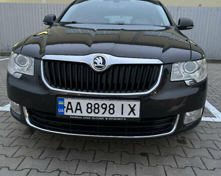 Черный Шкода Суперб, объемом двигателя 2 л и пробегом 310 тыс. км за 10500 $, фото 1 на Automoto.ua
