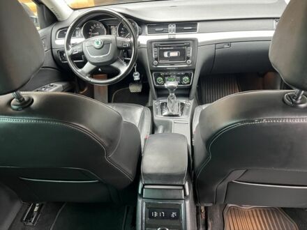 Черный Шкода Суперб, объемом двигателя 2 л и пробегом 182 тыс. км за 10150 $, фото 1 на Automoto.ua