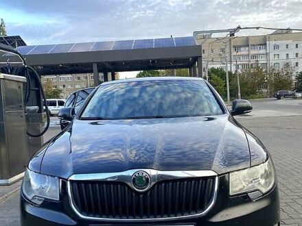 Черный Шкода Суперб, объемом двигателя 1.8 л и пробегом 280 тыс. км за 7800 $, фото 1 на Automoto.ua