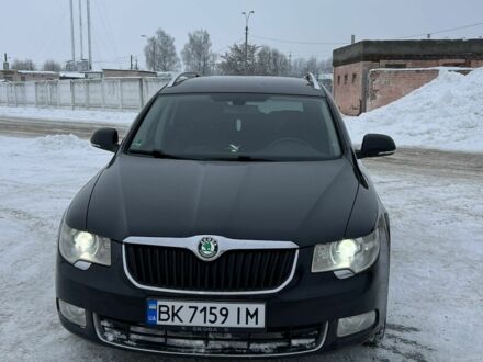 Черный Шкода Суперб, объемом двигателя 2 л и пробегом 300 тыс. км за 8500 $, фото 1 на Automoto.ua