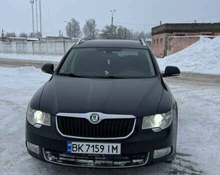 Черный Шкода Суперб, объемом двигателя 2 л и пробегом 300 тыс. км за 8500 $, фото 1 на Automoto.ua