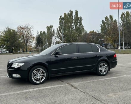 Чорний Шкода Суперб, об'ємом двигуна 1.8 л та пробігом 212 тис. км за 10500 $, фото 1 на Automoto.ua